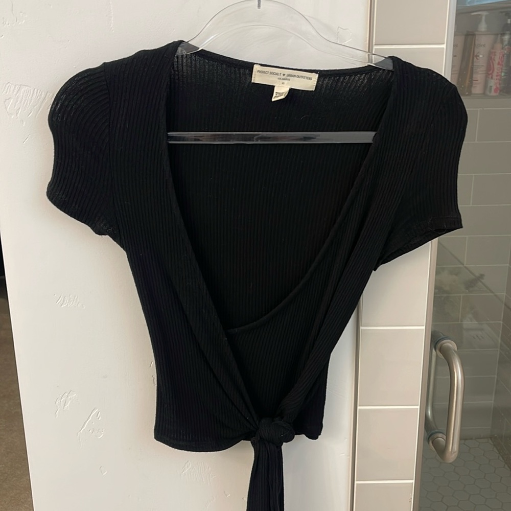 Urban outfitters size XS black tie crop top